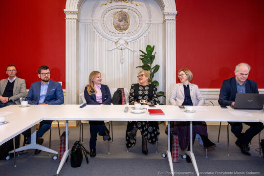 Całus, Komisja Klimatu, Związek Miast Polskich, obrady, Kraków, zdjęcia