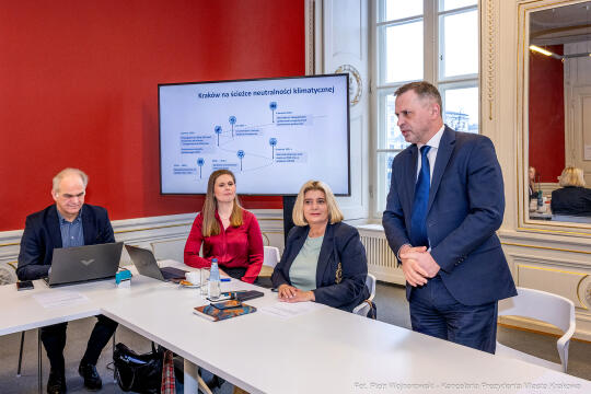 Całus, Komisja Klimatu, Związek Miast Polskich, obrady, Kraków, zdjęcia
