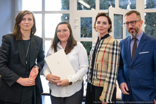 pw_423_34_fot. piotr wojnarowski.jpg-Klaman, MPCU, MKRPA, Rozrywka, powołania, akty, zdjęcia