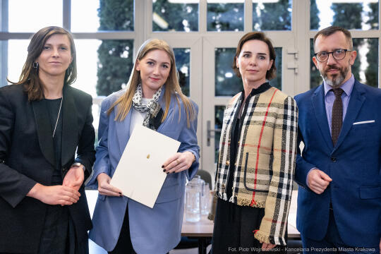 pw_423_37_fot. piotr wojnarowski.jpg-Klaman, MPCU, MKRPA, Rozrywka, powołania, akty, zdjęcia