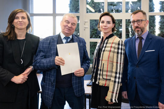 pw_423_42_fot. piotr wojnarowski.jpg-Klaman, MPCU, MKRPA, Rozrywka, powołania, akty, zdjęcia