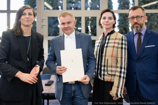 pw_423_44_fot. piotr wojnarowski.jpg-Klaman, MPCU, MKRPA, Rozrywka, powołania, akty, zdjęcia