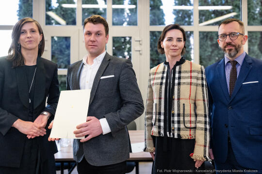 pw_423_53_fot. piotr wojnarowski.jpg-Klaman, MPCU, MKRPA, Rozrywka, powołania, akty, zdjęcia