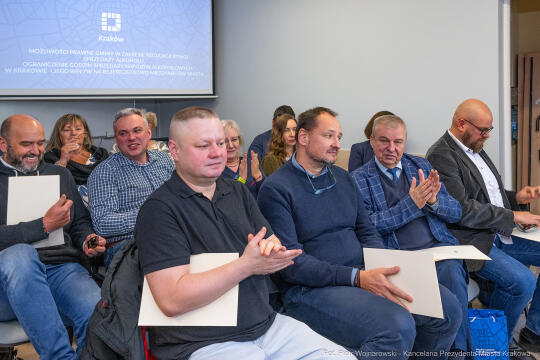 pw_423_56_fot. piotr wojnarowski.jpg-Klaman, MPCU, MKRPA, Rozrywka, powołania, akty, zdjęcia