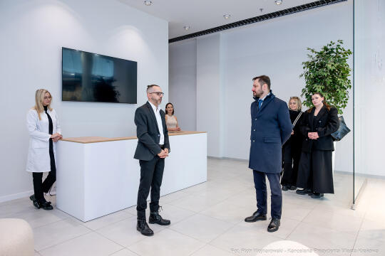 pw_427_02_fot. piotr wojnarowski.jpg-Miszalski, Ailis, startup, rak piersi, wykrywanie, zdjęcia