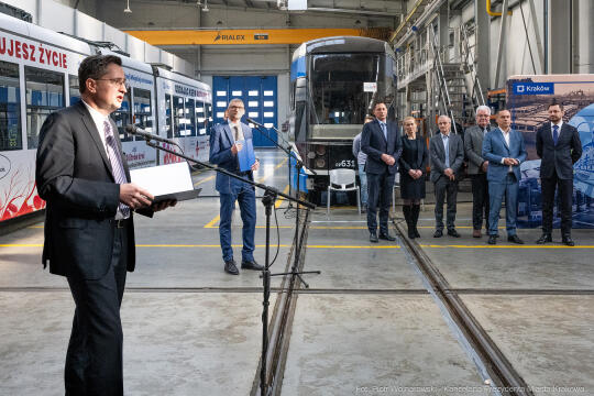 Miszalski, MPK, zdjęcia, Kosek, jubileusz, 150 lat, uroczystość, tort