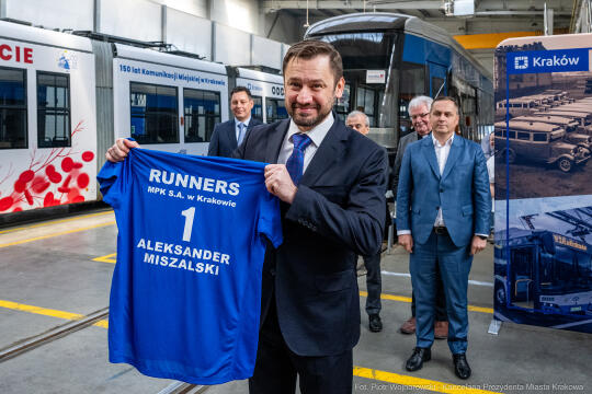 Miszalski, MPK, zdjęcia, Kosek, jubileusz, 150 lat, uroczystość, tort