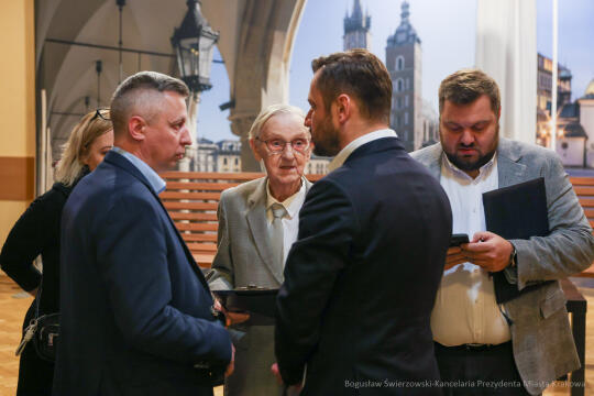 bs-250218-bsk_3138.jpg-Ławeczka Dialogu, Miszalski