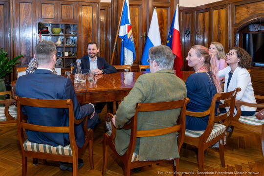 pw_432_003_fot. piotr wojnarowski.jpg-Miszalski, Motorola, zdjęcia, spotkanie