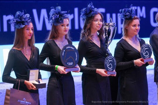 bs-250223-bsk_5719.jpg-Cavaliada, Tauron