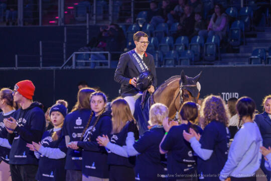 bs-250223-bsk_5734.jpg-Cavaliada, Tauron