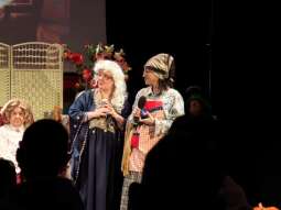 1740758619196.jpg-Wielki finał 4 edycji Krakowskiego Teatru Międzydomowego.