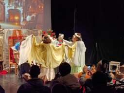 1740758620504.jpg-Wielki finał 4 edycji Krakowskiego Teatru Międzydomowego.