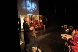 dscf9398.jpg-Wielki finał 4 edycji Krakowskiego Teatru Międzydomowego.