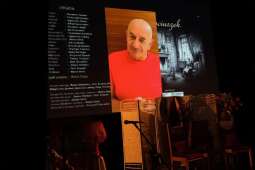 dscf9400.jpg-Wielki finał 4 edycji Krakowskiego Teatru Międzydomowego.