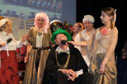 dscf9449.jpg-Wielki finał 4 edycji Krakowskiego Teatru Międzydomowego.