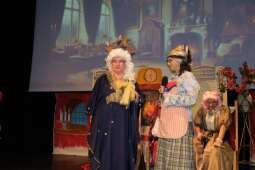 dscf9489.jpg-Wielki finał 4 edycji Krakowskiego Teatru Międzydomowego.