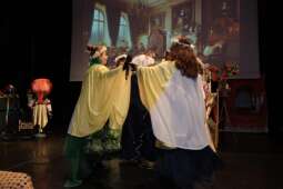 dscf9498.jpg-Wielki finał 4 edycji Krakowskiego Teatru Międzydomowego.