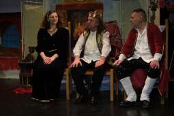 dscf9526.jpg-Wielki finał 4 edycji Krakowskiego Teatru Międzydomowego.