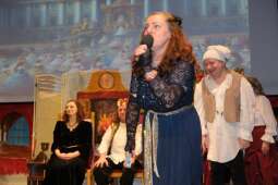 dscf9530.jpg-Wielki finał 4 edycji Krakowskiego Teatru Międzydomowego.