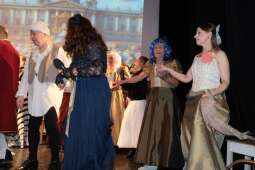 dscf9593.jpg-Wielki finał 4 edycji Krakowskiego Teatru Międzydomowego.