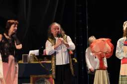 dscf9654.jpg-Wielki finał 4 edycji Krakowskiego Teatru Międzydomowego.