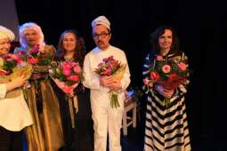 dscf9734.jpg-Wielki finał 4 edycji Krakowskiego Teatru Międzydomowego.