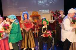 dscf9736.jpg-Wielki finał 4 edycji Krakowskiego Teatru Międzydomowego.