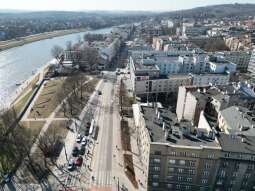 dji_0293.jpg-Co po zimie na ul. Kościuszki i ul. Zwierzynieckiej