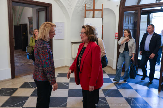 bs-250308-bsk_0898.jpg-Willa Decjusza, Spotkanie, Klaman