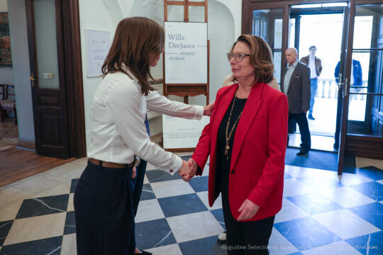 bs-250308-bsk_0909.jpg-Willa Decjusza, Spotkanie, Klaman