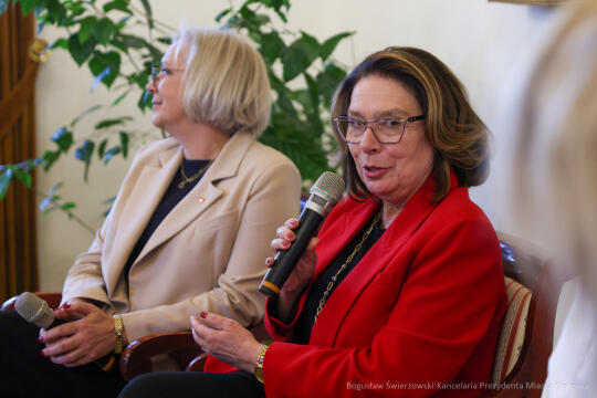 bs-250308-bsk_1003.jpg-Willa Decjusza, Spotkanie, Klaman