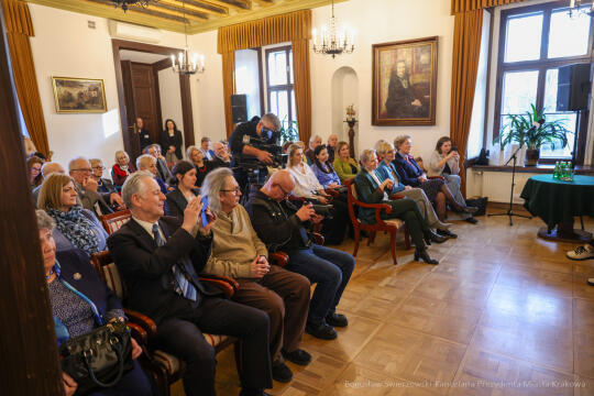 bs-250308-bsk_1017.jpg-Willa Decjusza, Spotkanie, Klaman