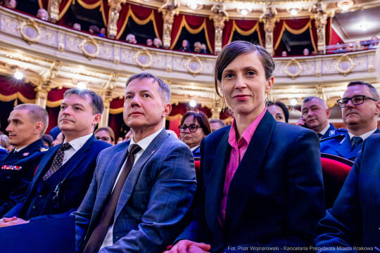 Policja, jubileusz, kobiety, 100 lat, Klaman, Teatr Słowackiego, zdjęcia