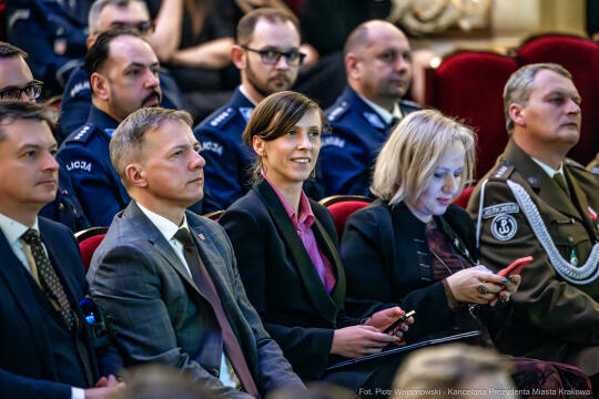 Policja, jubileusz, kobiety, 100 lat, Klaman, Teatr Słowackiego, zdjęcia