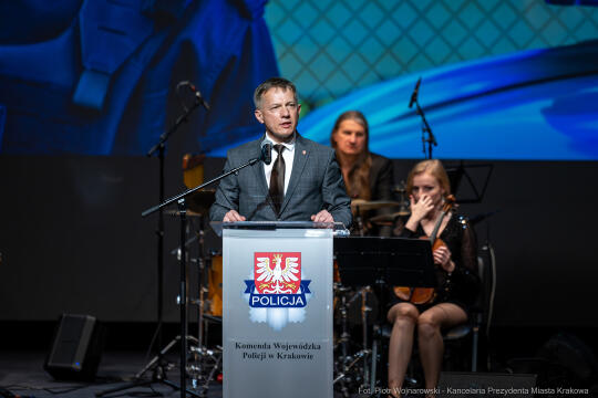 Policja, jubileusz, kobiety, 100 lat, Klaman, Teatr Słowackiego, zdjęcia