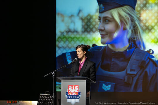 Policja, jubileusz, kobiety, 100 lat, Klaman, Teatr Słowackiego, zdjęcia