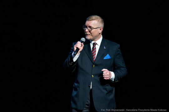 Policja, jubileusz, kobiety, 100 lat, Klaman, Teatr Słowackiego, zdjęcia