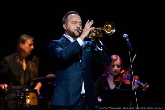 Policja, jubileusz, kobiety, 100 lat, Klaman, Teatr Słowackiego, zdjęcia