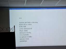 20250313_103353.jpg-Kolejne spotkanie z poezją na Nowaczyńskiego.