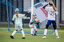 gj160325_277.jpg-Za nami pierwsza edycja turnieju piłkarskiego dla dziewczynek