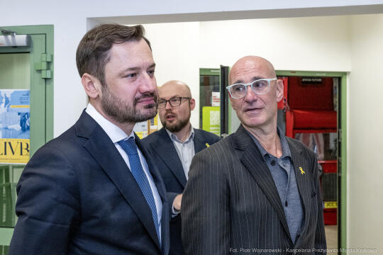 pw_439_006_fot. piotr wojnarowski.jpg-Miszalski, zdjęcia, JCC, Jewish Community Centre, wizyta