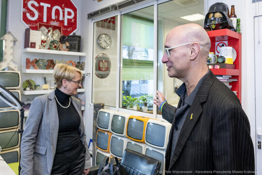 pw_439_019_fot. piotr wojnarowski.jpg-Miszalski, zdjęcia, JCC, Jewish Community Centre, wizyta