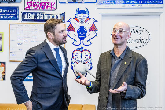 pw_439_021_fot. piotr wojnarowski.jpg-Miszalski, zdjęcia, JCC, Jewish Community Centre, wizyta