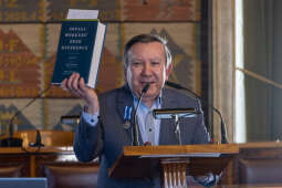 Pomoc społeczna i praca socjalna w czasach kryzysu / konferencja