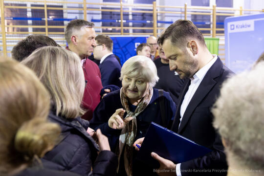 bs-250318-bsk_4325-poprawione-szum.jpg-Ławka Dialogu, Miszalski, Mazur, Klaman