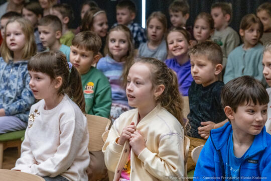 Miszalski, zdjęcia, smartfon, przedstawienie, Straż Miejska, profilaktyka, Centrum Kultury Podgór