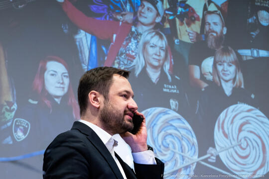 Miszalski, zdjęcia, smartfon, przedstawienie, Straż Miejska, profilaktyka, Centrum Kultury Podgór