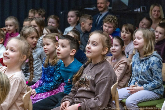 Miszalski, zdjęcia, smartfon, przedstawienie, Straż Miejska, profilaktyka, Centrum Kultury Podgór