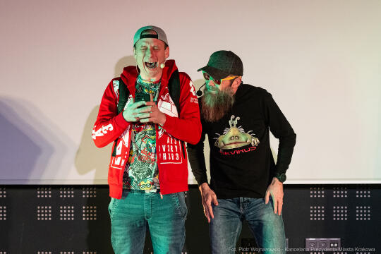 Miszalski, zdjęcia, smartfon, przedstawienie, Straż Miejska, profilaktyka, Centrum Kultury Podgór